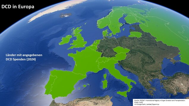 Eine Karte von Europa, die Länder zeigt, in denen DCD-Spenden für 2024 angegeben sind. Die betroffenen Länder sind grün markiert, während der Rest der Karte in Blau und Beige gehalten ist. Beschriftungen auf der Karte geben zusätzliche Informationen zu DCD.