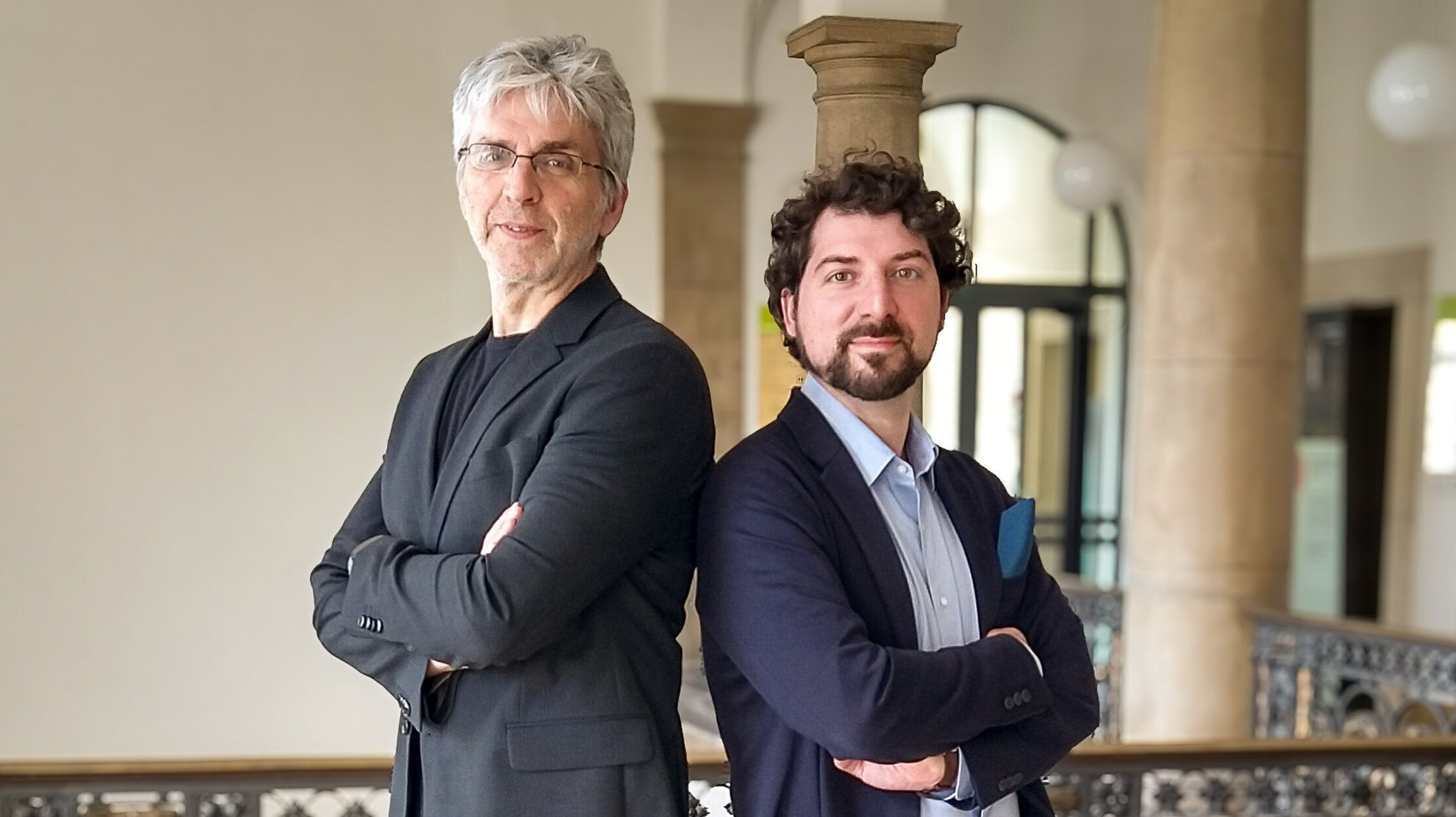 Die Projektleiter von "SMASH" stehen nebeneinander im DHZC, PD Dr. Alessio Alogna, PhD, auf der rechten und Prof. Dr. Michael Gotthardt auf der linken Seite.